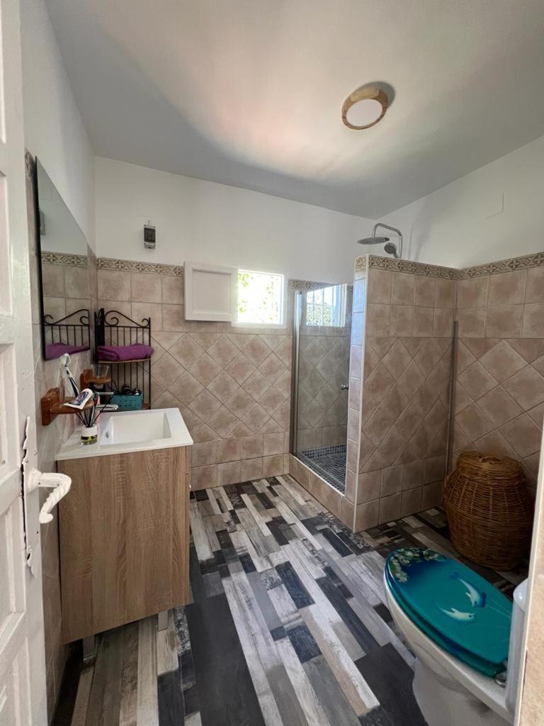 Casa Rural Malaga Monkey Love Con Jacuzzi Iznate المظهر الخارجي الصورة